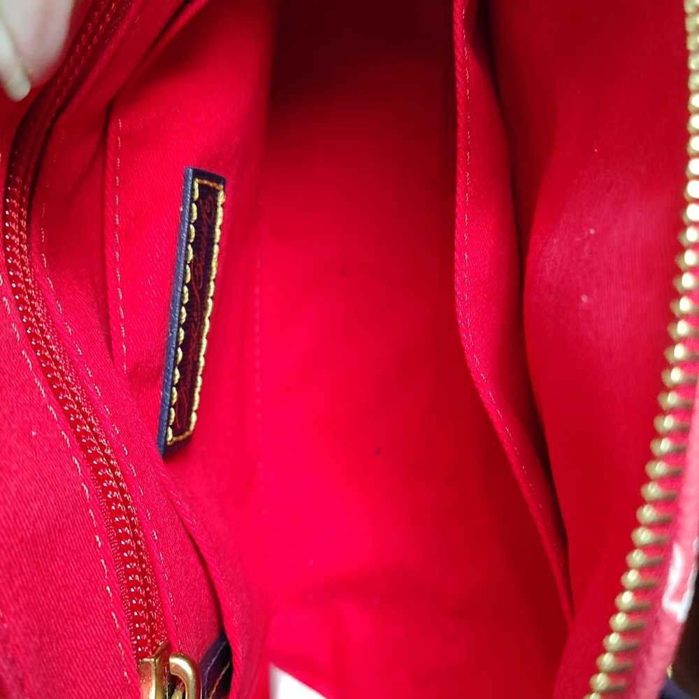 Dooney & Bourke St Louis Crossbody Purse W Crossbody Strap - Picture 12 of 12